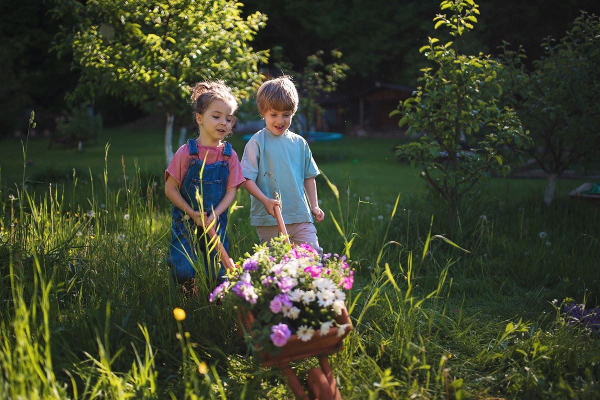 Kinder im Garten beschäftigen: Kreative Ideen für Friesland-
